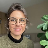 Carole REVET